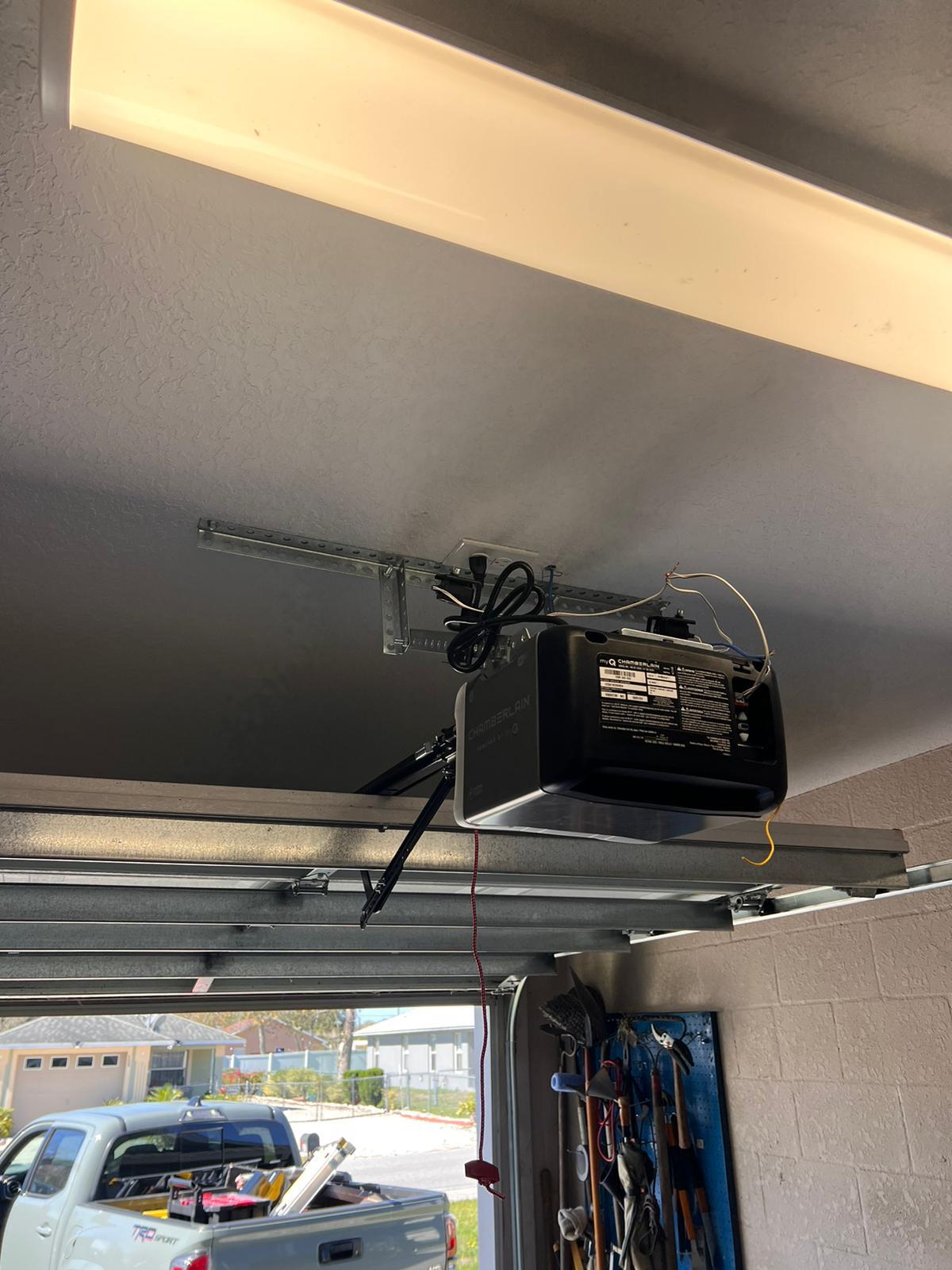 Opener with LiftMaster and torsion springs